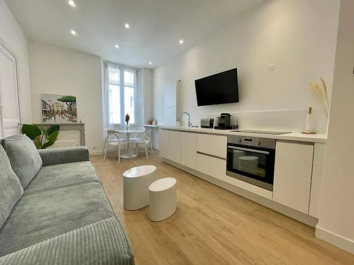 Apartmán Luxury Montaigne Paříž