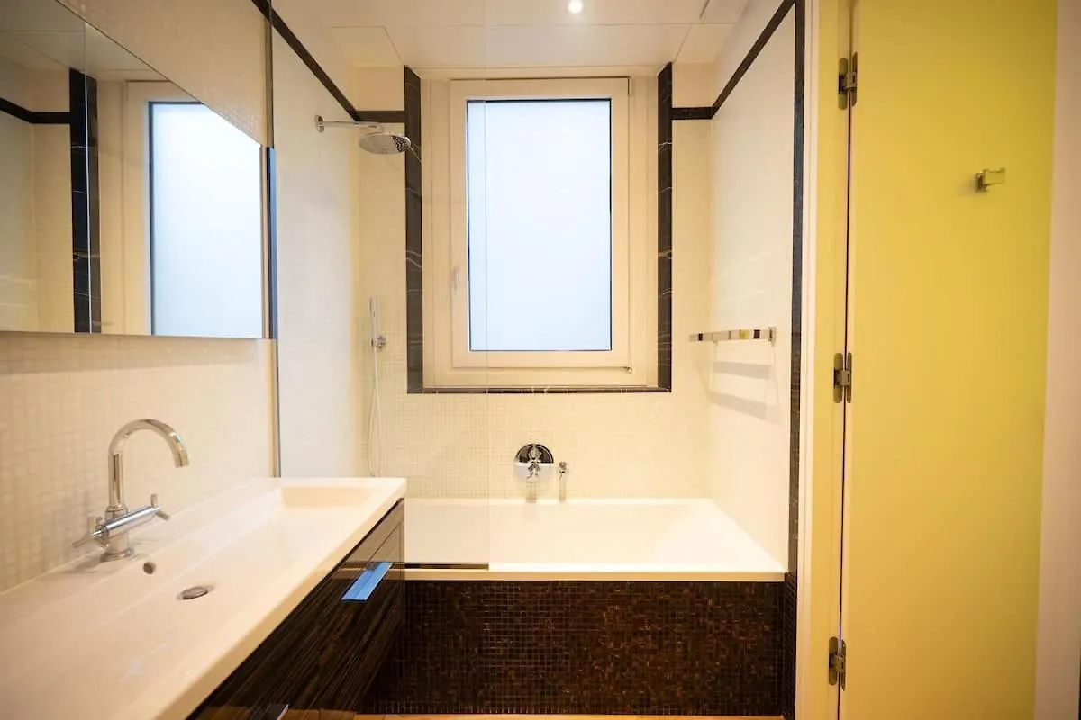 Apartmán Luxury Montaigne Paříž 0*,