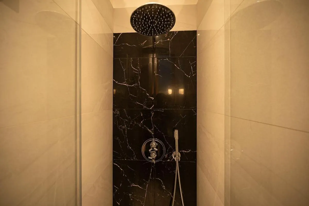 Luxury Montaigne Apartment Paris